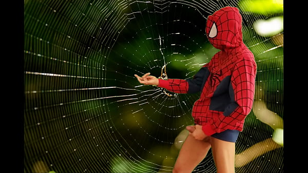 Cosplay Spiderman jerking