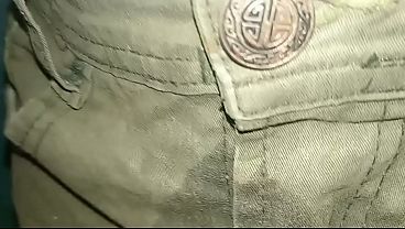 Pantaloacuten orinado con pantildeal de tela