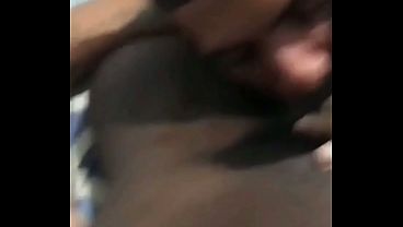 Esse negatildeo tinha a pica tatildeo gostosa e grande que gozei sem encostar no pau