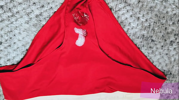 Me masturbeacute con los panties rojos usados de mi mejor amiga