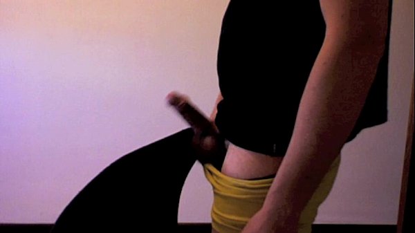 yellow pants sin depilar