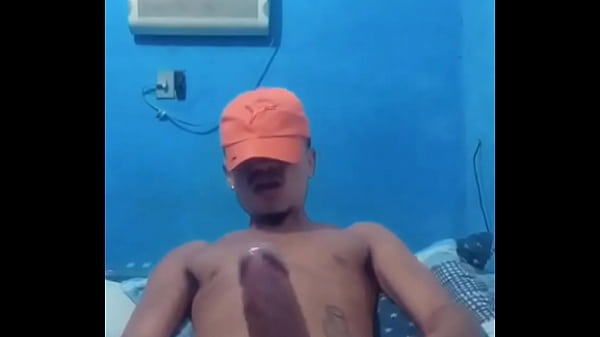 Novinho gozando sem tocar na pica  linktreemarretaxx