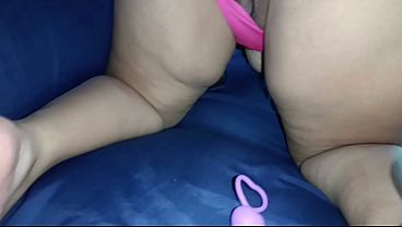 Me gusta cogerme al novio de mi prim nos grabamos raacutepido para poder coger antes de que su familia y a la miacutea nos cache