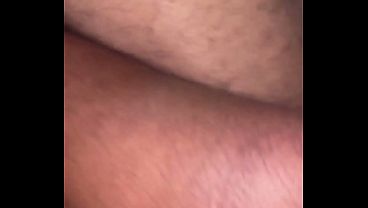 Esposa dividida no motel Ele arrombando o anal e eu focado na buceta