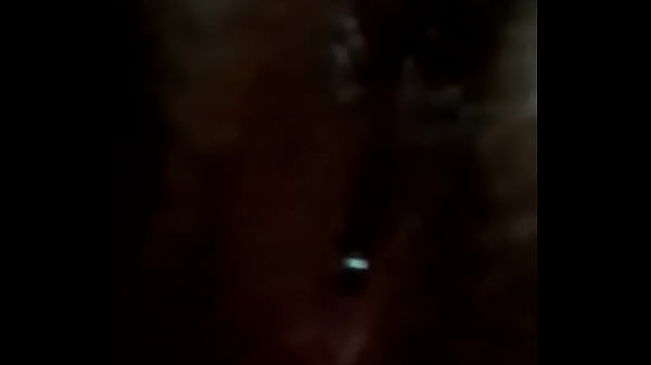 Latina masturbate in bathroom