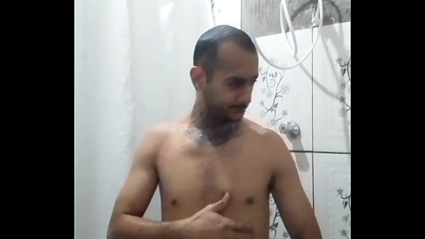 Tomando meu banho diaacuterio