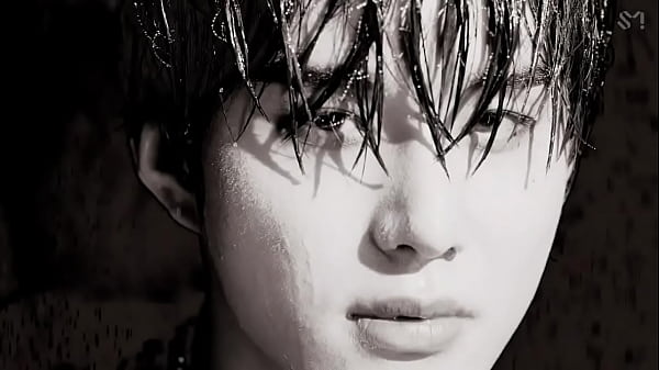 2 BADDIES  NCT 127 MV