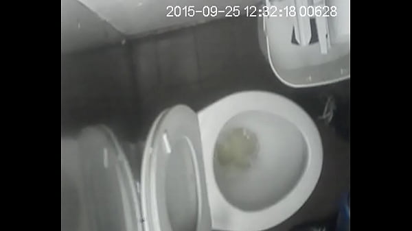 Spy Cam Dennis Tutu Kyeremeh taking a Piss