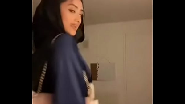 Hijabii face