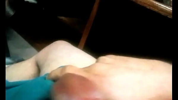 HOT FUCKING CUMSHOT FOR YALL