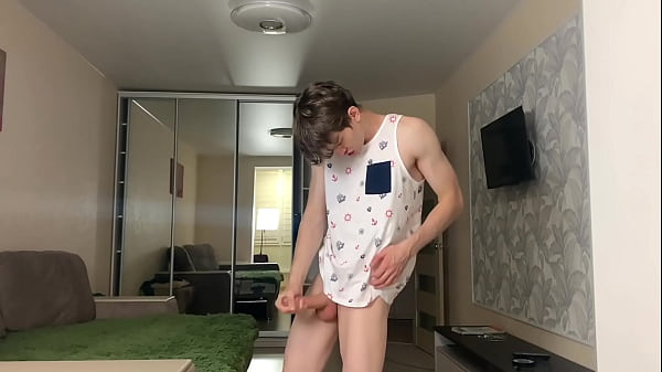 Dick Bouncing amp i039m Cumming on Singlet  Big Dick 23cm Uncut  Closeup