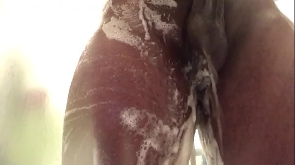 solo shower scene for a friendMOV