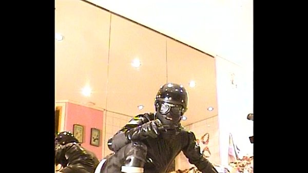 Roxina2002LatexBikerFuckIn040302XXXLMPG