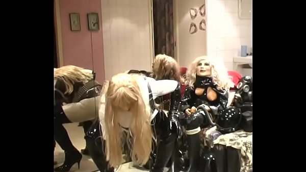 Roxina2007LoveDollInWhiteLatex030307XLWMV