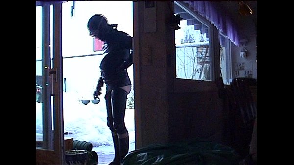 Roxina1999RubberOxInAndOut051199XXXLMPG