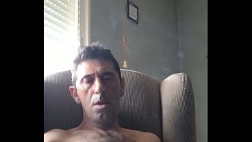 Buena paja en el sofaacute