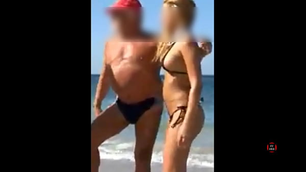Esposa gostosa de biquiacuteni fiodental