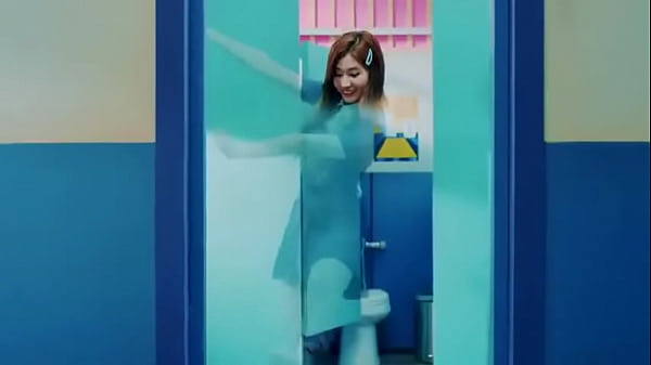 Signal  Twice MV  Horny Version