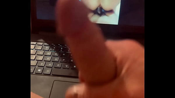 Jerking to Asubmissa Officiallsquos Amazing Ass