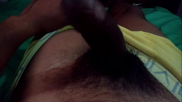 Black Cock Yellow underwear  boxer amarillo pene negro