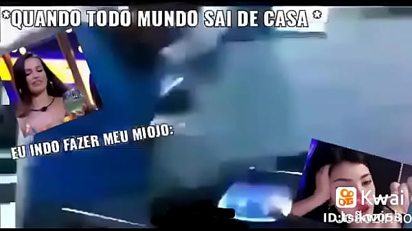 comi a vadia fazendo miojo e pegou fogo