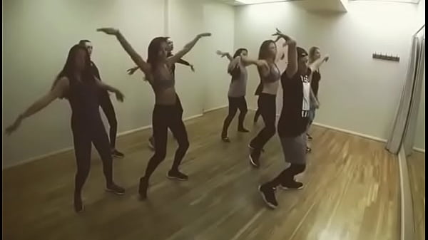 luciana bailando