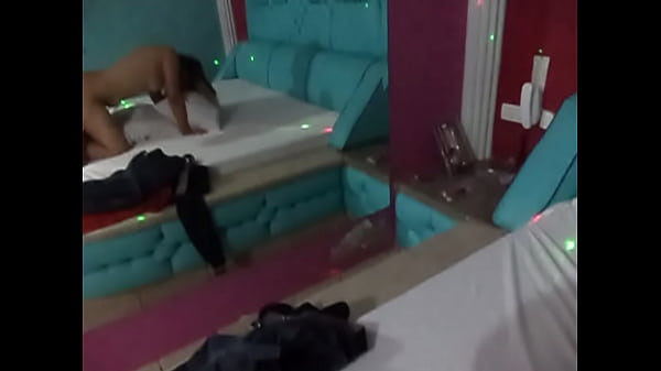 Loirinha Gostosa dando o CuzinhoAVI