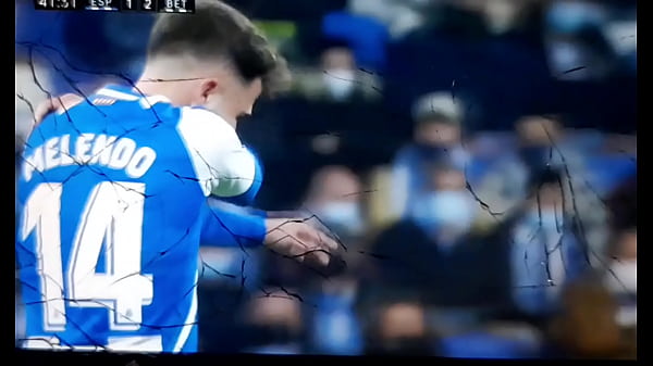 Rico culo de este futbolista