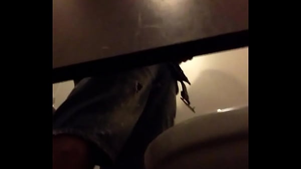Suc cu trong toilet vincomMOV