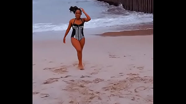 Big booty Skopie SA enjoying her body at the beach