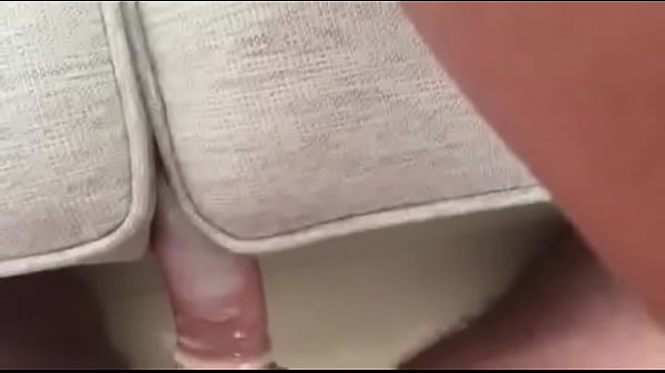 una rica paja con el sillon dedicada a ti