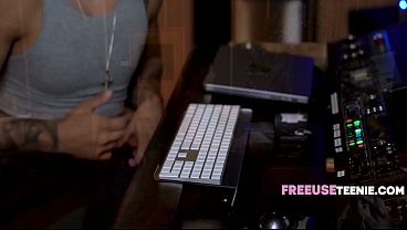 Time Stop Freeuse Studios  Scarlett Alexis  FreeuseTeenie