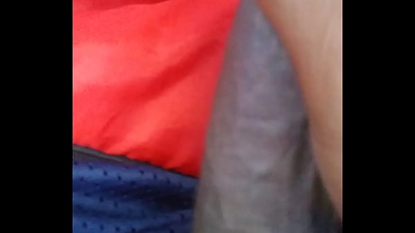 Batendo uma e gosando gostoso