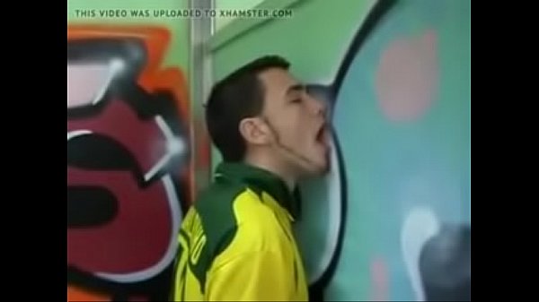 Glory hole puacuteblico