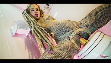 Alternative Tattooed Model Pissing Solo ndash Anal Toy Masturbation amp Pee Fetish