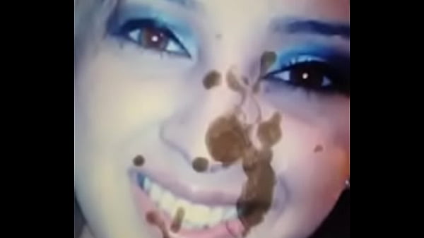 homenaje cum chica latina