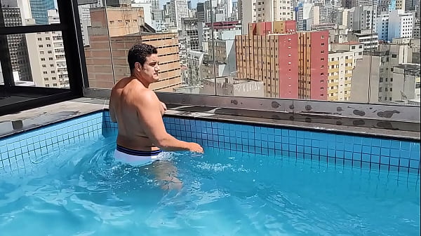 YURI GAUacuteCHO  SUMMER DAY SEX ON THE POOL