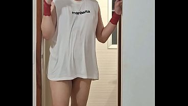 Chego em casa com a lingerie que minha mulher tirou no clube para virar a noite sozinha