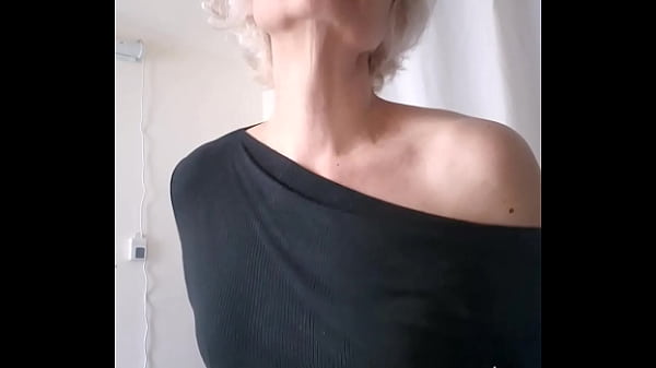 Tu viens me rejoindre dans ma chambre et