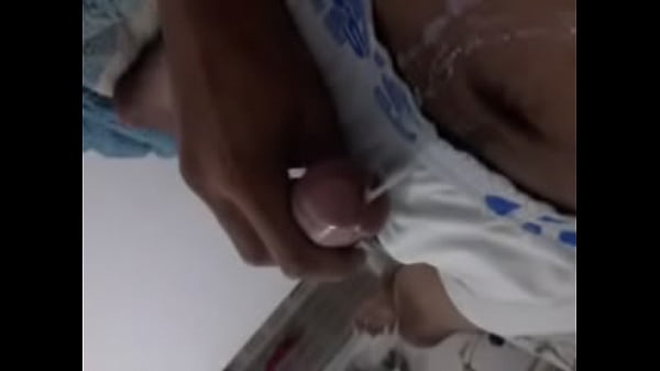 Hetero saiu da Cadeia e jaacute Bateu e Gozou uma pra Mim