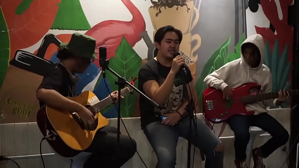 Bento  Iwan Fals  Live Perform