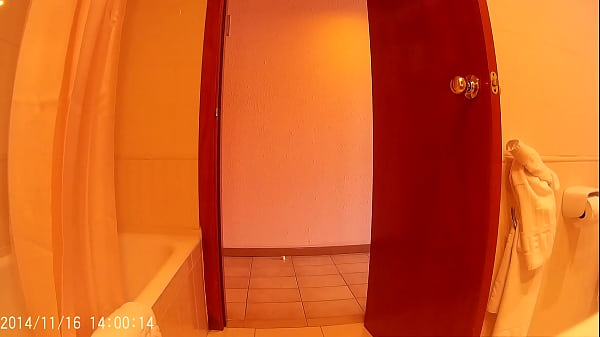 2014 1116 135958 011MOV