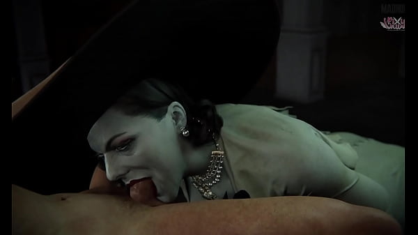 Lady D sucks dick
