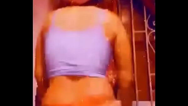 Brooklyn dancing horny she039s a real slut from mobay