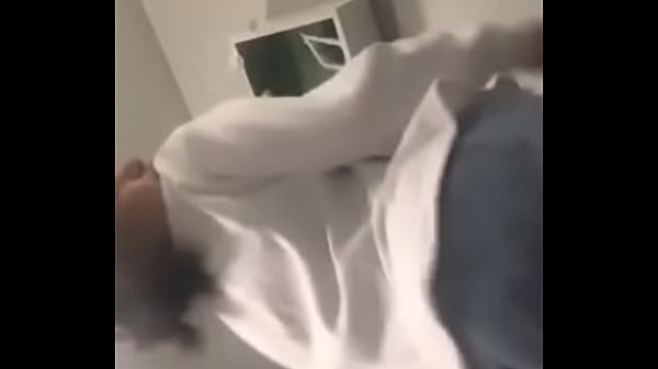 Salima beurette qui twerk sur snap