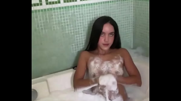 Would you join me in this hot tub HotTubVibes SpaDay RelaxModeOn ChillTime Hydrotherapy SelfCareMoments J