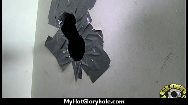 Gloryhole Ebony Girl Booty Shake and Suck 5