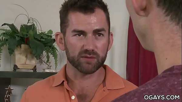 Benn Height sucks his mentor039s thick cock