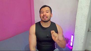 Chacal trabajador vergon pasa a recoger fierro viejo y de paso le mete su vergota al duentildeopasivo maduro de la casa