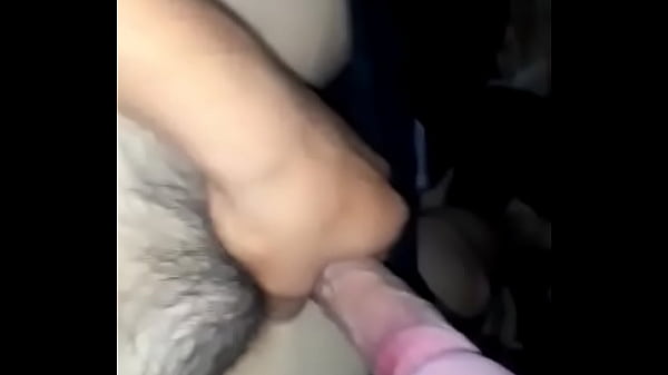 Tengo la verga bien dura y llena de leche